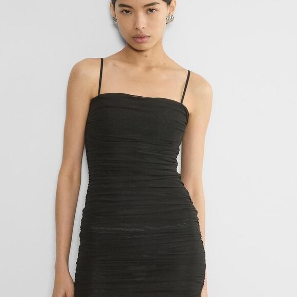 Dresses & Skirts - Arizia Babaton Luxor short dress